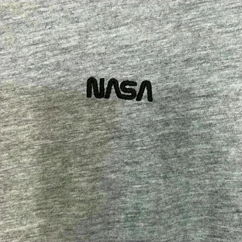 H&M NASA shirt sz L - Picture 3 of 3